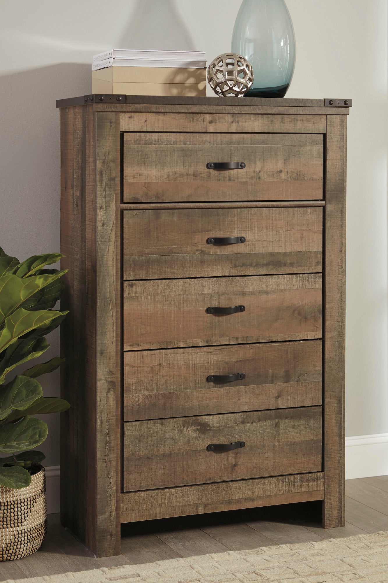 Trinell Drawer Chest