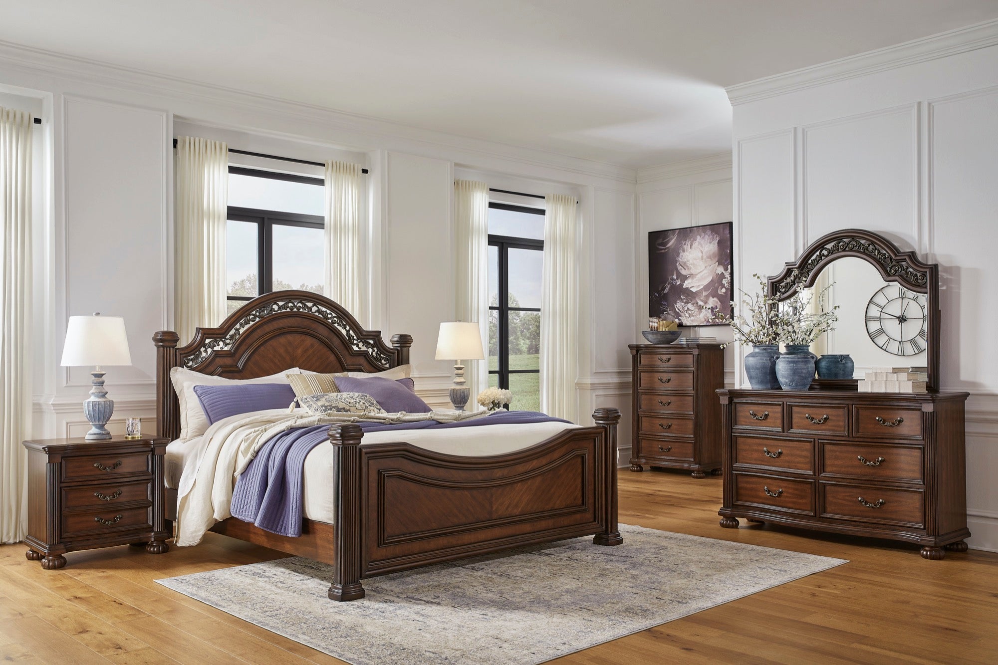 Lavinton King 5 Piece Bedroom Set