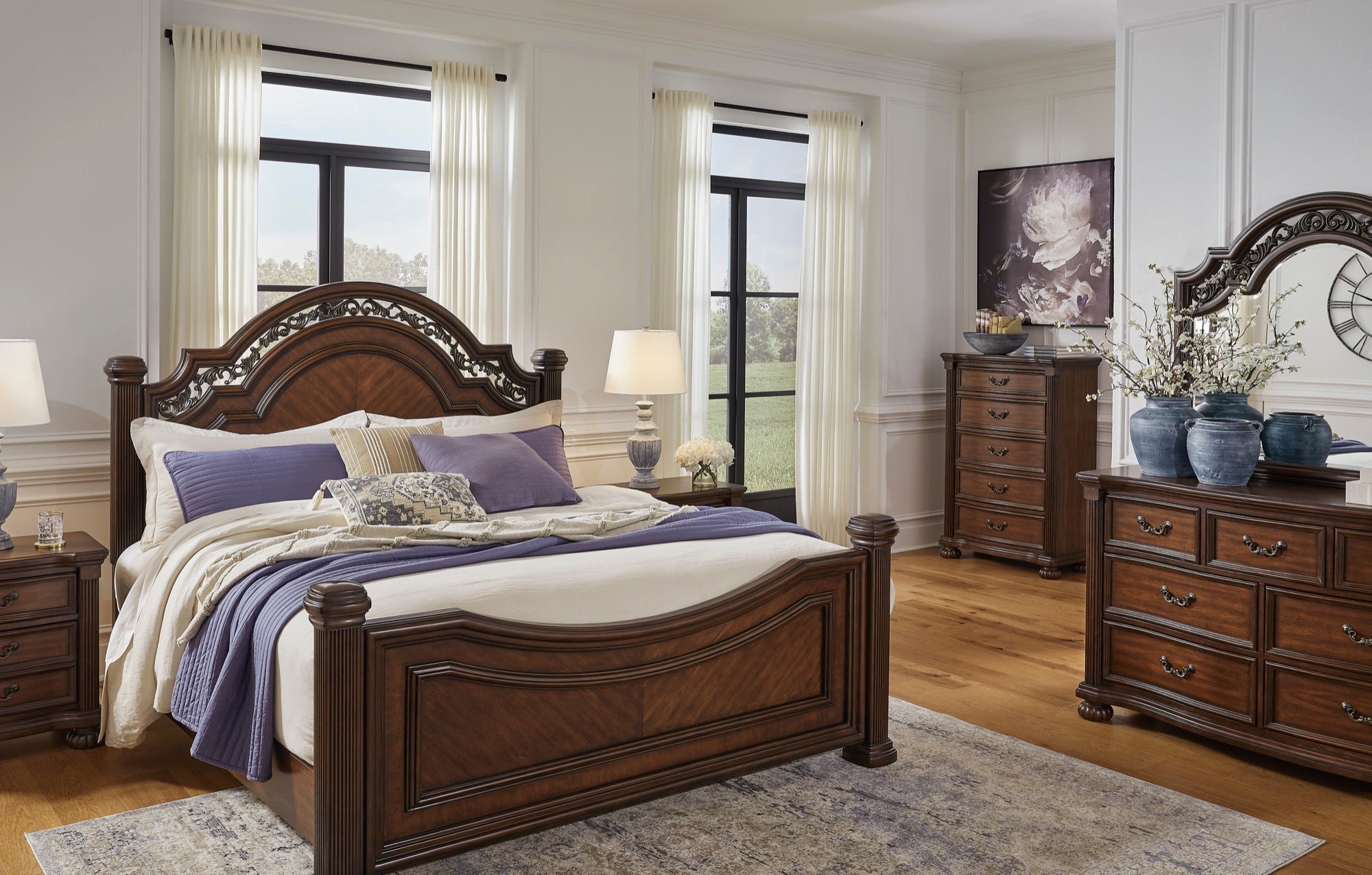 Lavinton King 5 Piece Bedroom Set