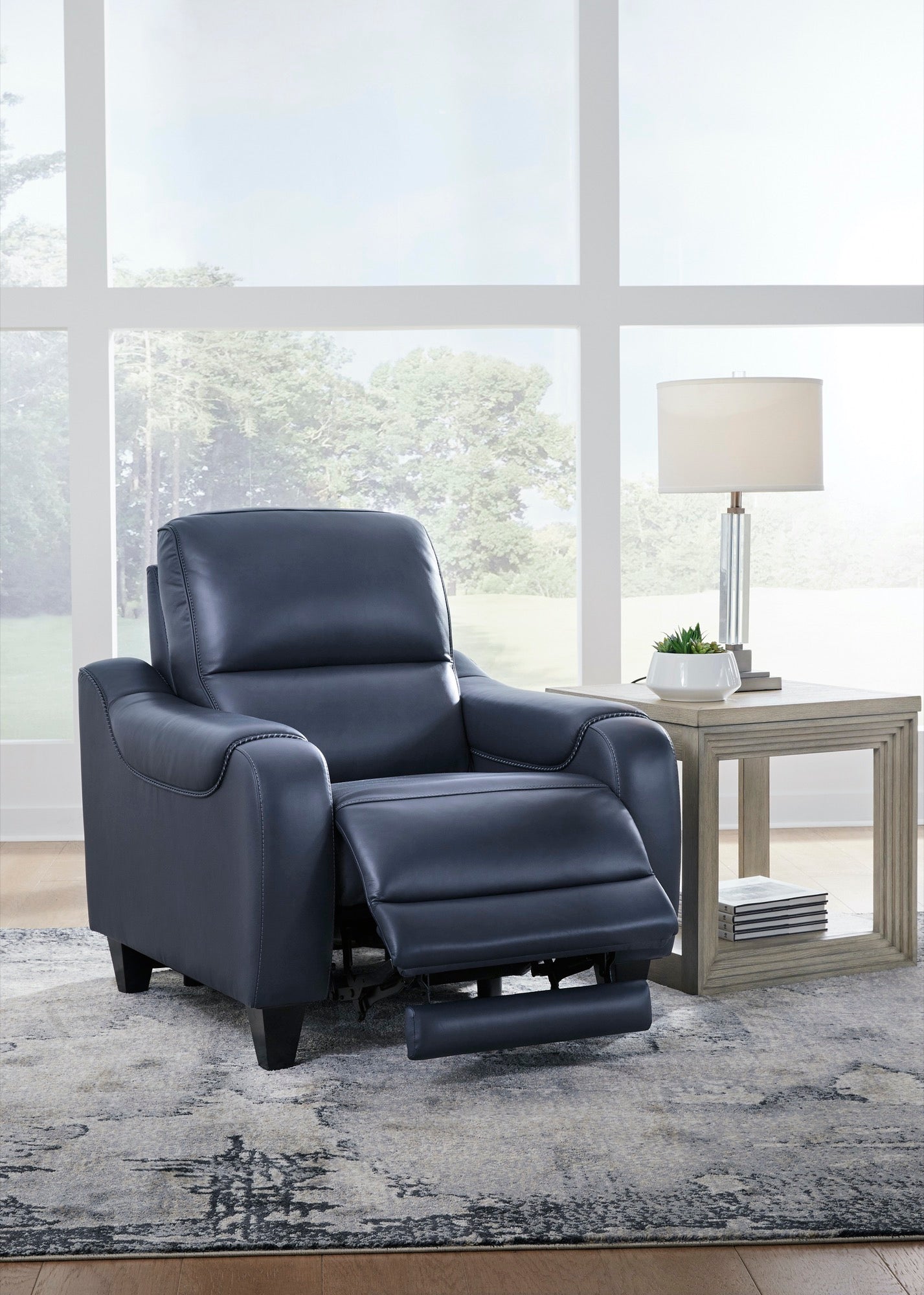 Makayla Power Recliner