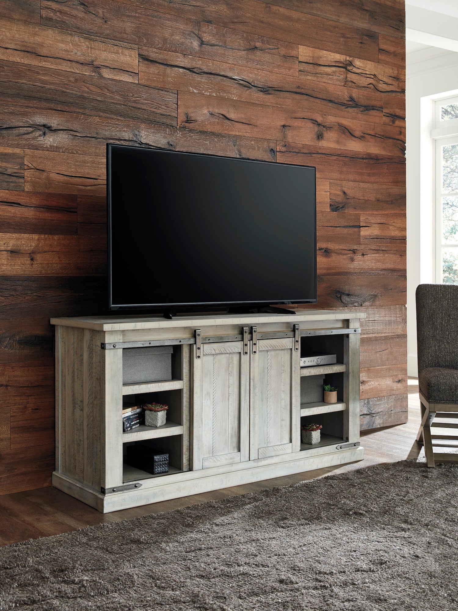 Carynhurst 60" TV Stand