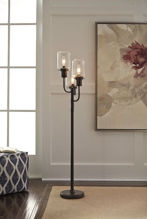 Jaak Metal Floor Lamp