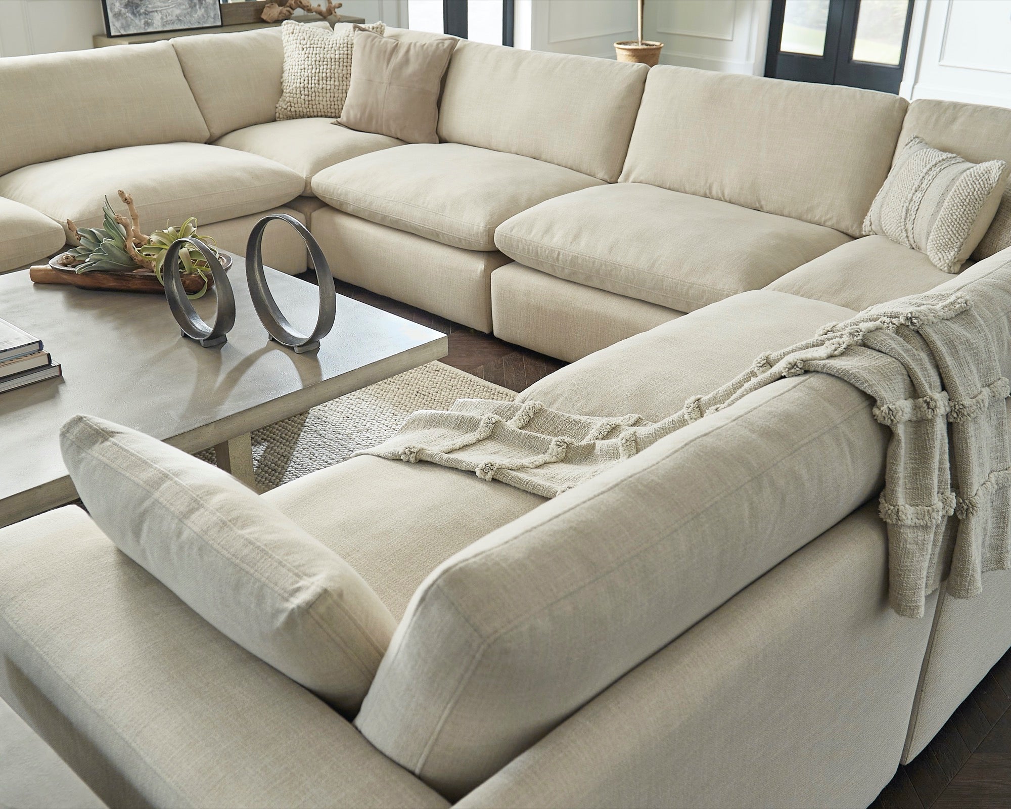 Elyza 8-Piece Sectional