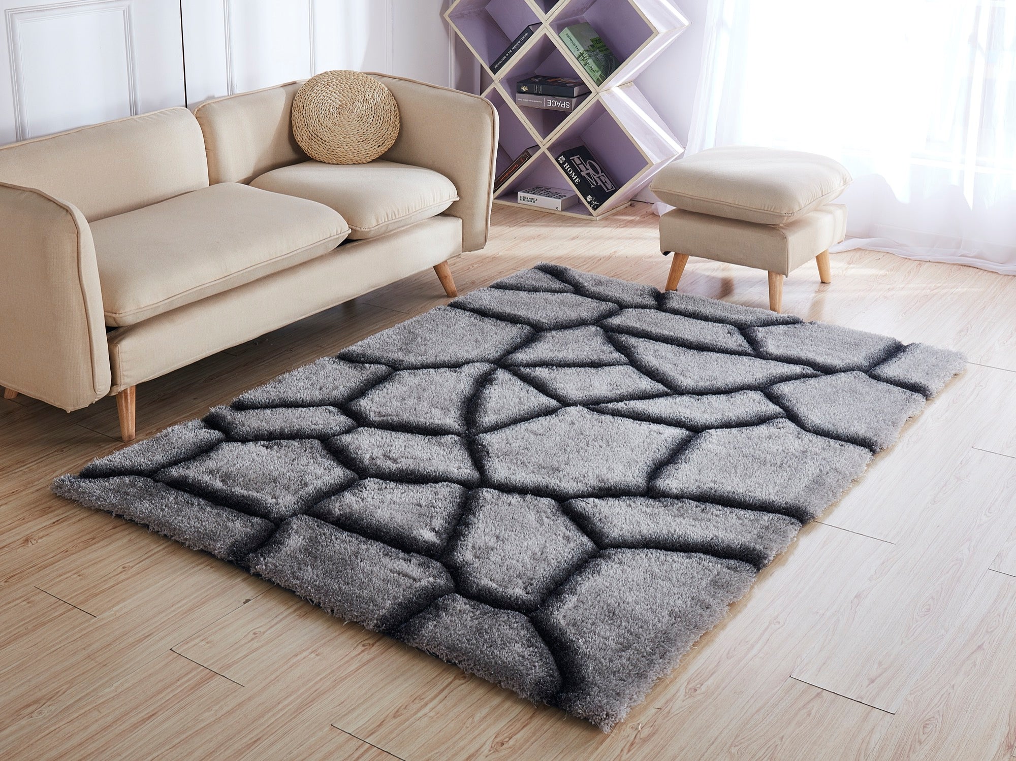 Mateos 5x7 Grey Area Rug