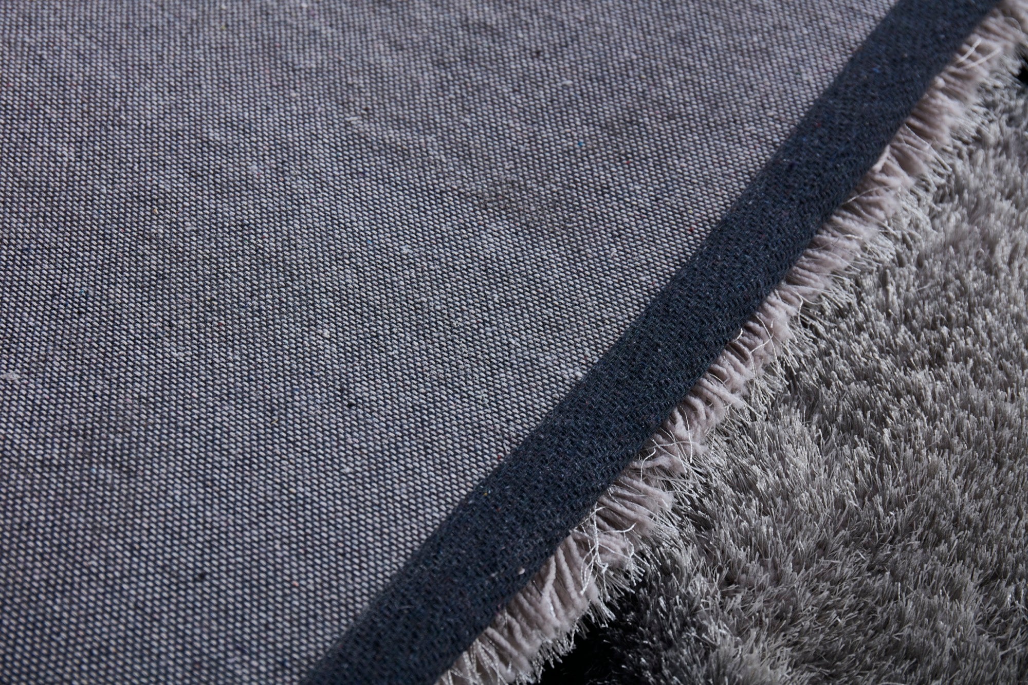 Mateos 5x7 Grey Area Rug