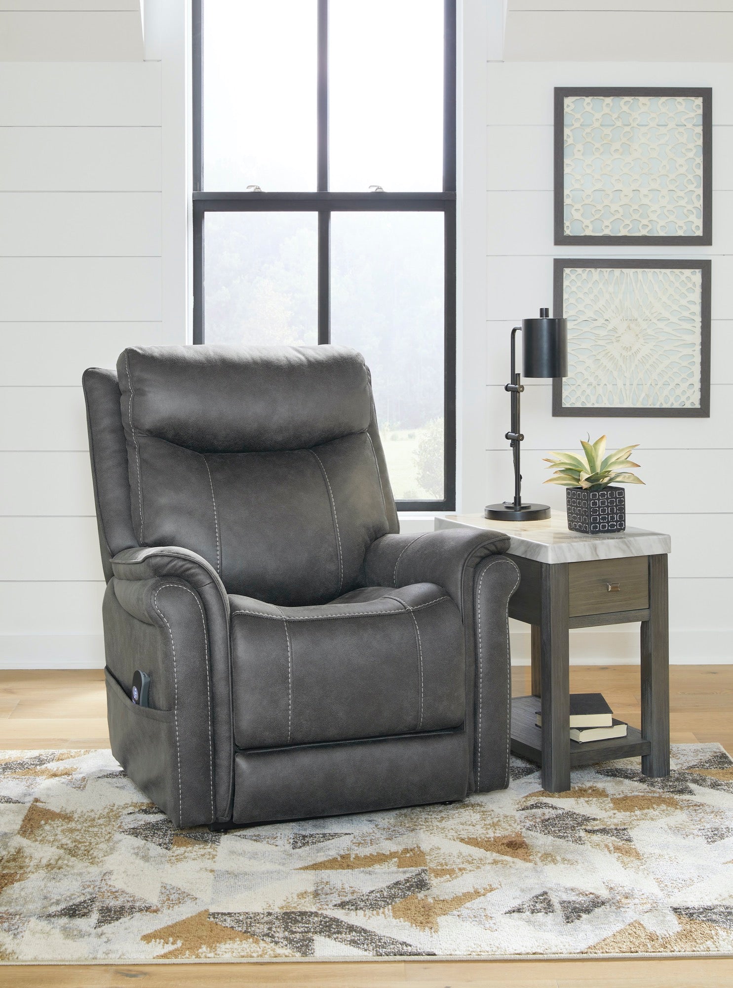 Lorreze Power Lift Recliner