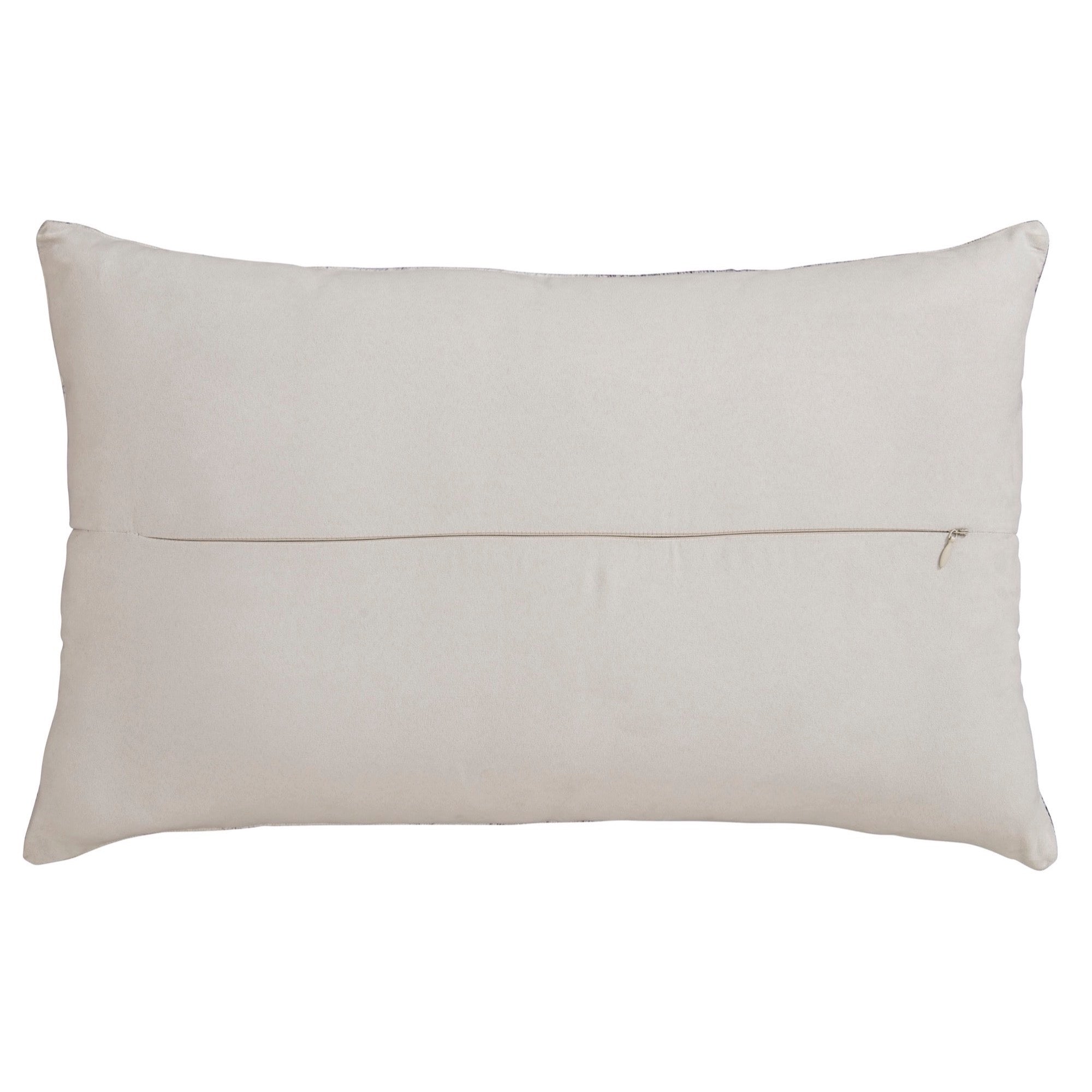 Pacrich Pillow