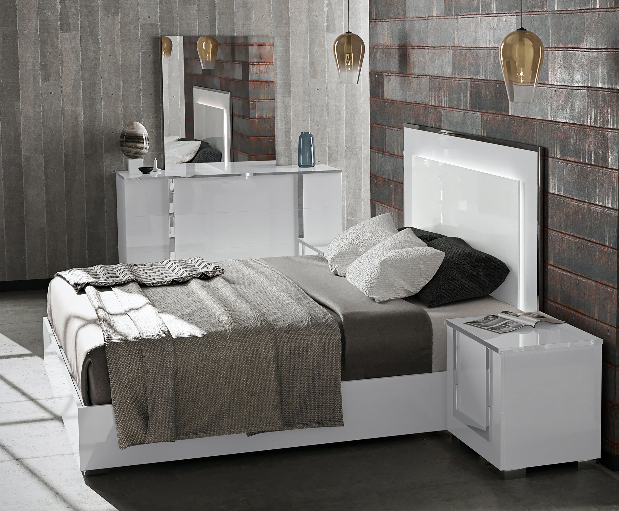 Antonella Nightstand