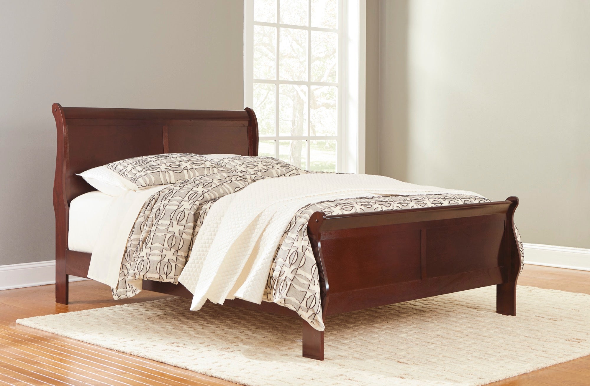 Alexander Queen Bed