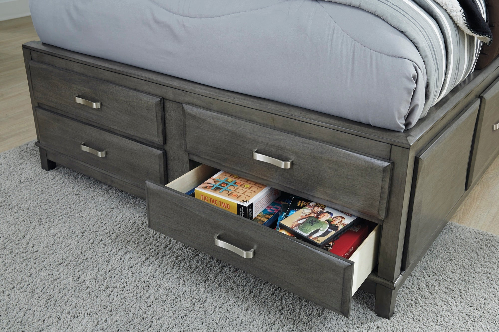 Caitbrook Queen 3 Piece Storage Bedroom Set