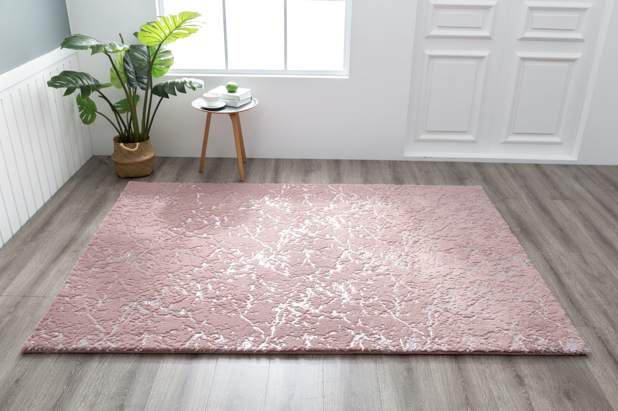 Chryso 5x7 Pink Area Rug