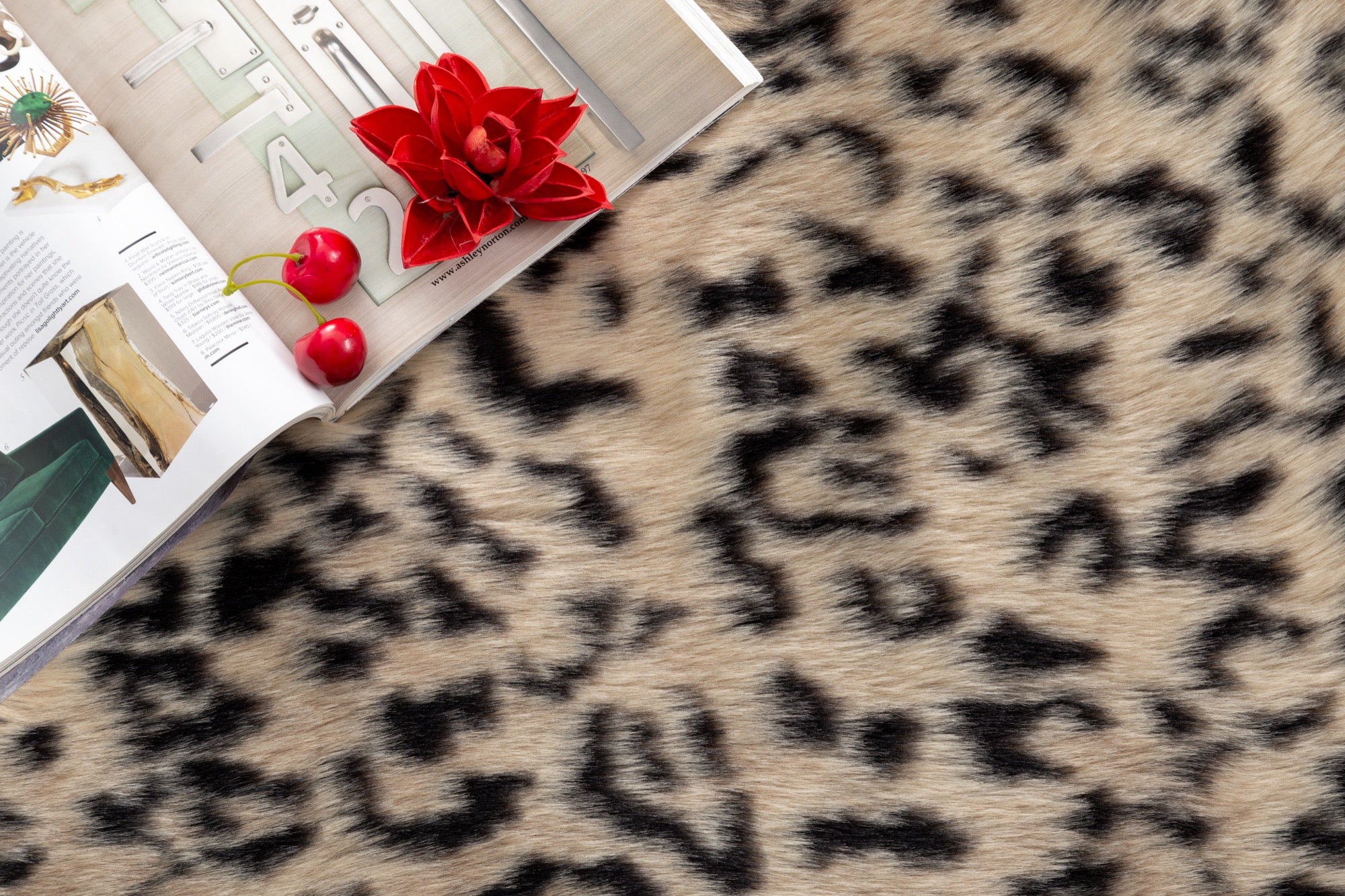 Luxury Leopard Print 5x7 Area Rug