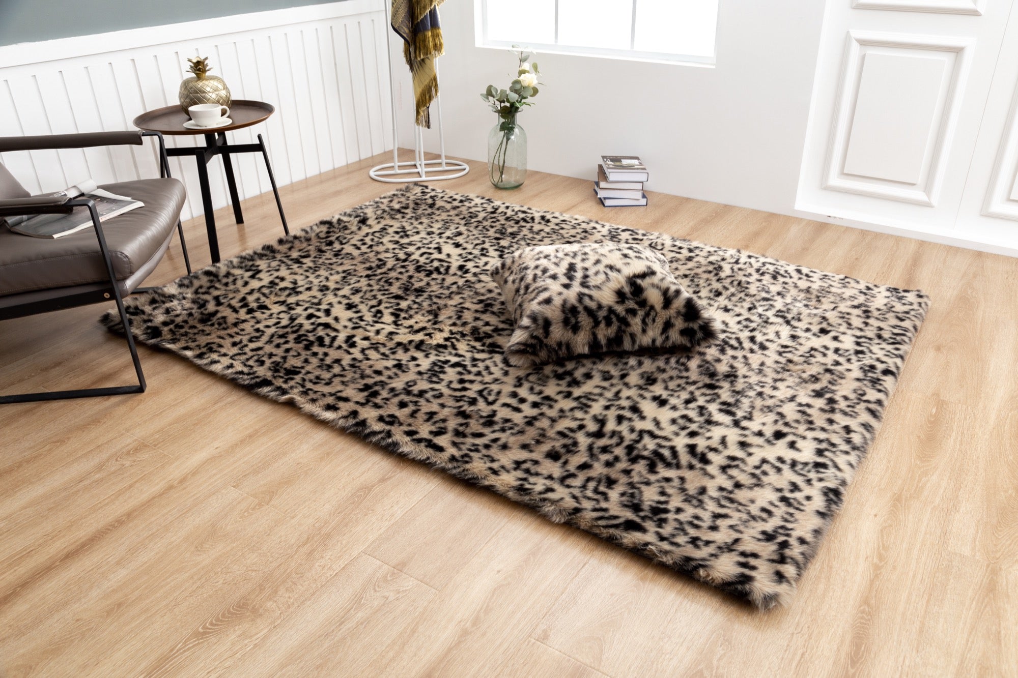 Luxury Leopard Print 5x7 Area Rug