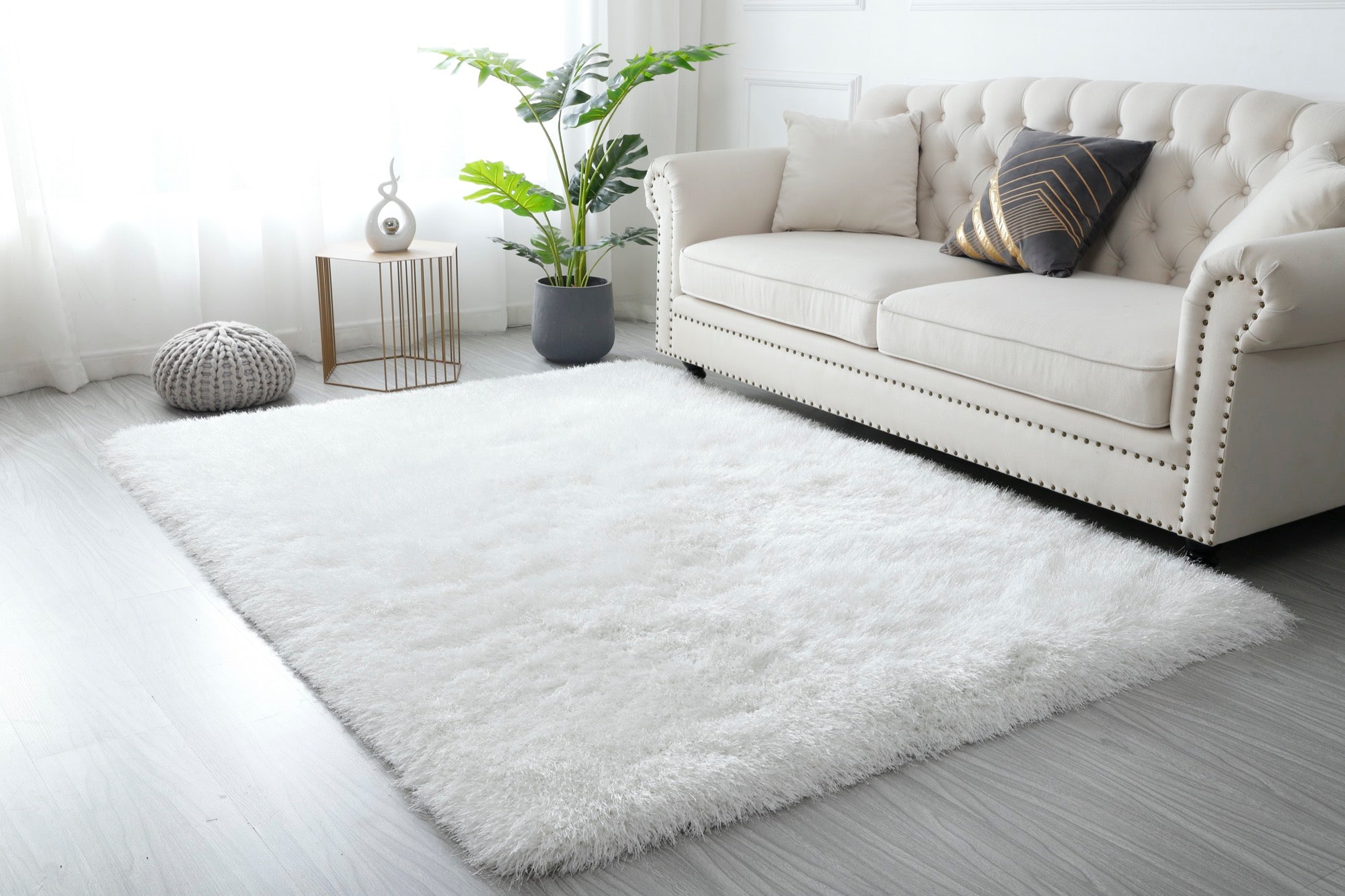 Manhattan 5x7 White Area Rug