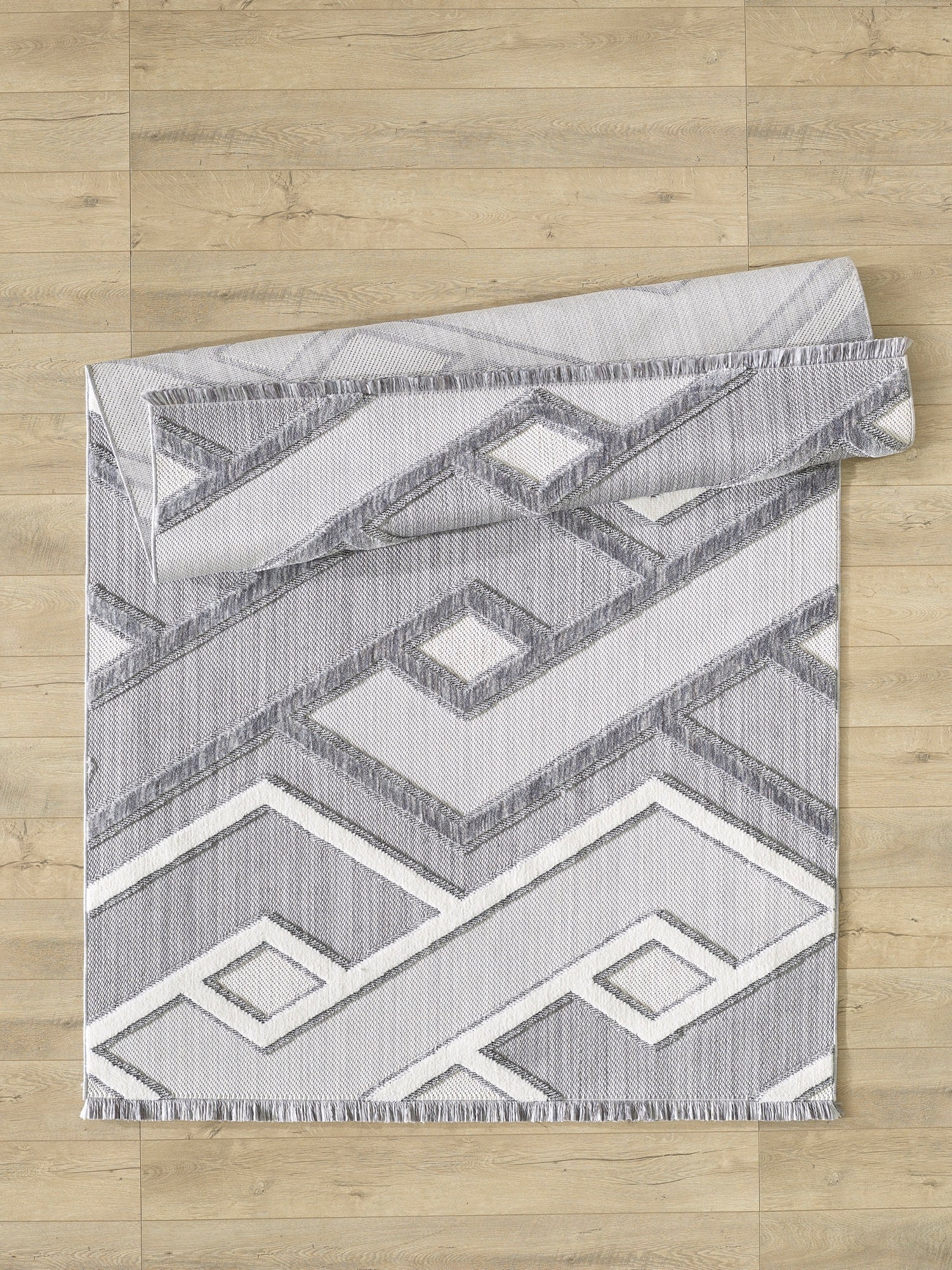 Milos 5x8 Grey Area Rug